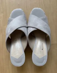 ダイアナ　グレー スエード クロスストラップ サンダル　S size