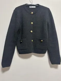 ZARA ダークグレー ゴールドボタンニットカーディガン