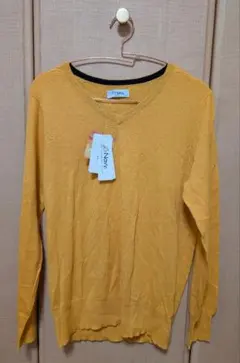 《新品タグ付》NAVYカシミヤタッチニットVネック（イエローM）みかん色