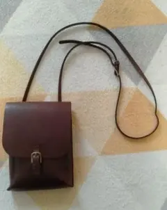ダークブラウン レザーショルダーバッグ定価22000円