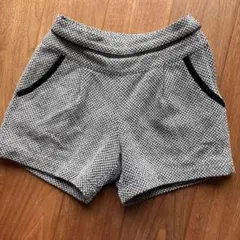 ファミリア　ツイードショートパンツ