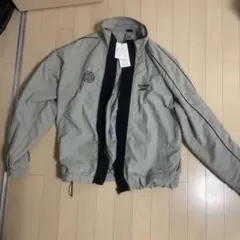 Reebok グレー ナイロンジャケット