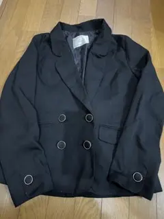 黒テーラードジャケット