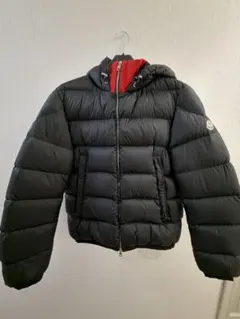 Moncler ブラック ダウンジャケット フード付きL