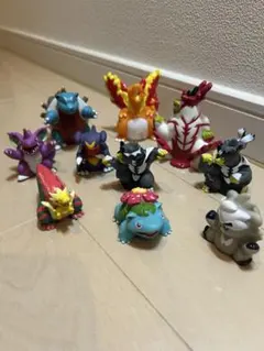 伝説のポケモン 指人形 - メルカリ