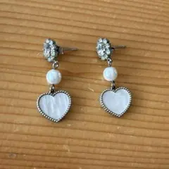 Item thumbnail for item 0136f88b-e3bc-4ba6-bdeb-22ea41e6065b