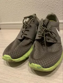 Nike メッシュスニーカー グレー/グリーン