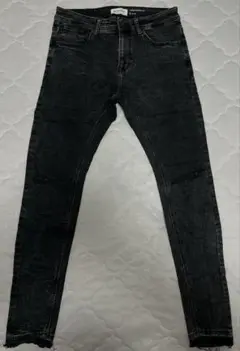Bershka Denim スーパースキニーフィット　EUR 40