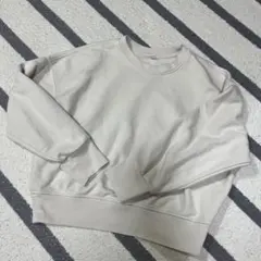UNIQLO ベージュ スウェット