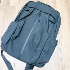 リュック 大容量　防水 軽量 ビジネス　通学　韓国 バッグ 出張 旅行 ブラック
