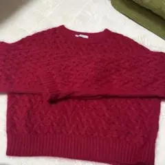BEAUTY&YOUTH 赤 ケーブルニット 長袖セーター