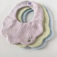 ハンドメイドスタイ　もくもくスタイ　3枚セット　ラベンダー刺繍　ポコポコ×カラー