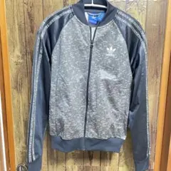 ☆希少☆アディダスオリジナルス トラックジャケット ジャージ襟なし 英字柄　TT