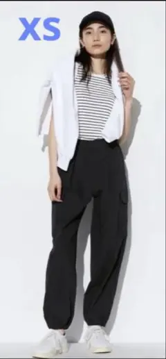 ユニクロ　イージーカーゴパンツ ブラック　xs