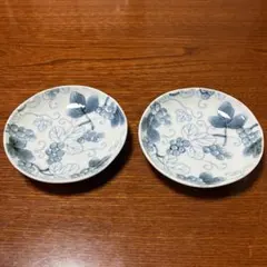 福泉窯　染付 葡萄文様 三足小皿 2枚セットのサムネイル