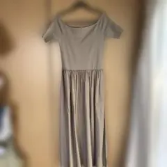 H&M オフショルダー ベージュ カットソーワンピース