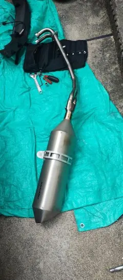 プラナスマフラー　PRUNNUS カーボンファイバー デュアルマフラー PRUNUS フルエキゾーストマフラー MT-07/XSR700 | ヤマハ発動機