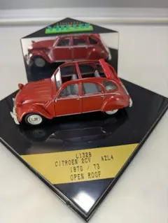 ビテス1/43 シトロエン2cv AZL 赤のサムネイル