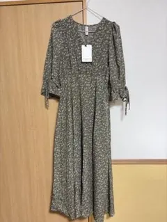JUNOAH花柄ボリュームスリーブマキシ丈ワンピース