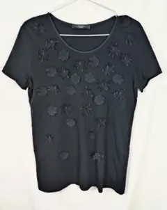 MaxMara WEEKEND　花モチーフ　半袖Tシャツ　サイズS　色黒のサムネイル