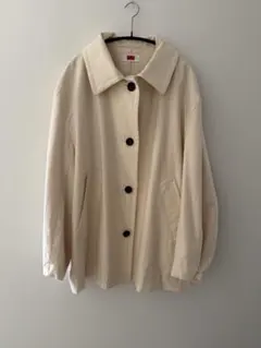 アイボリー ブルゾン