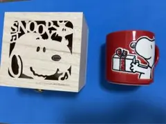 スヌーピーマグカップ　木箱付き
