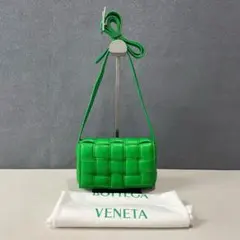 BOTTEGA VENETA パデッド カセット ショルダーバッグaw - メルカリ