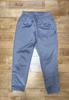 Item thumbnail for item f0ed20bc-e87f-4d8c-8685-f0e4814a8cf9