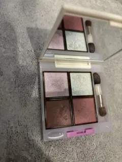 エクセル　アイシャドウパレット　限定