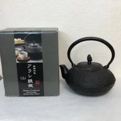 Item thumbnail for item 583e34e0-d10a-4ed9-956b-ff1c47d435c9