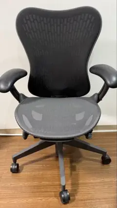 2023年Herman Miller ハーマンミラー ミラ２チェア