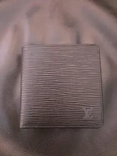 ルイヴィトン 折り財布 エピ ポルトフォイユ