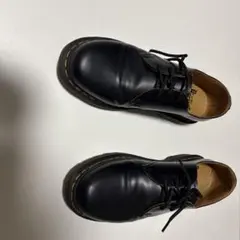 Dr. Martens ブラック レースアップシューズ