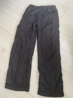 ユニクロ シャカシャカ　裏フリース　パンツ　140