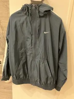 Nike フード付きナイロンジャケット Mサイズ