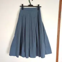 【美品】ストラ☆タフタギャザースカート