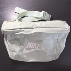 人気色♦️ NIKE ショルダーバッグ ミントグリーン ヘリテージ クロスボディ