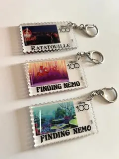 ディズニー100ピクサーPixarアクリルキーホルダーレミー ニモ値下げ中