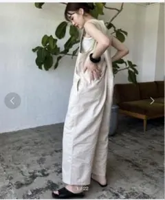 送料込み 美品 Amiur リネンタックオールインワン アイボリー Sのサムネイル
