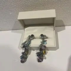 スワロフスキー　ロングピアス　ビーズ