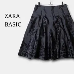 美品✨ザラベーシックZARA BASIC花柄フレアスカート総柄　光沢　黒ブラックのサムネイル