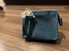 猫*ぽ様 ESTEE LAUDER ダークグリーンポーチ