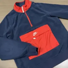 ナイキ　フリース　ハーフジップ　刺繍ロゴ　カンガルーポケット　b