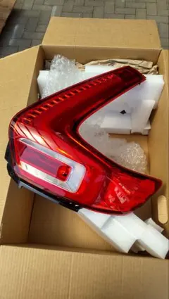ノア NOAH 90系 テールランプ セット 右側 美品 - メルカリ