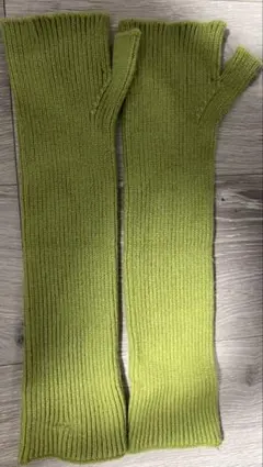 グリーン ニット アームカバー
