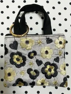 NEWレオパフラワーミニバッグチャーム