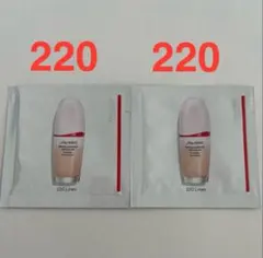 SHISEIDO エッセンス スキングロウ ファンデーション 220