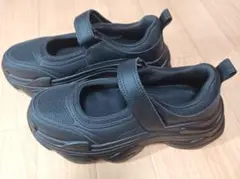 新品　厚底　ブラック スポーツサンダル マジックテープ