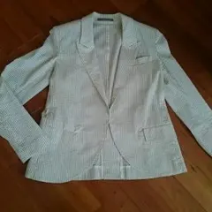 お値下げさせて頂きます！今から大活躍のアイテムですよ！テーラードジャケットです