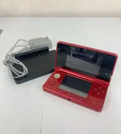 【動作品】ニンテンドー3DS 本体フレアレッド 充電器セット 動作確認済
